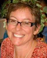 Photo of Jennifer Armstrong