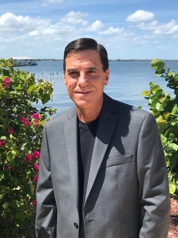 Photo of Robert Hoyman