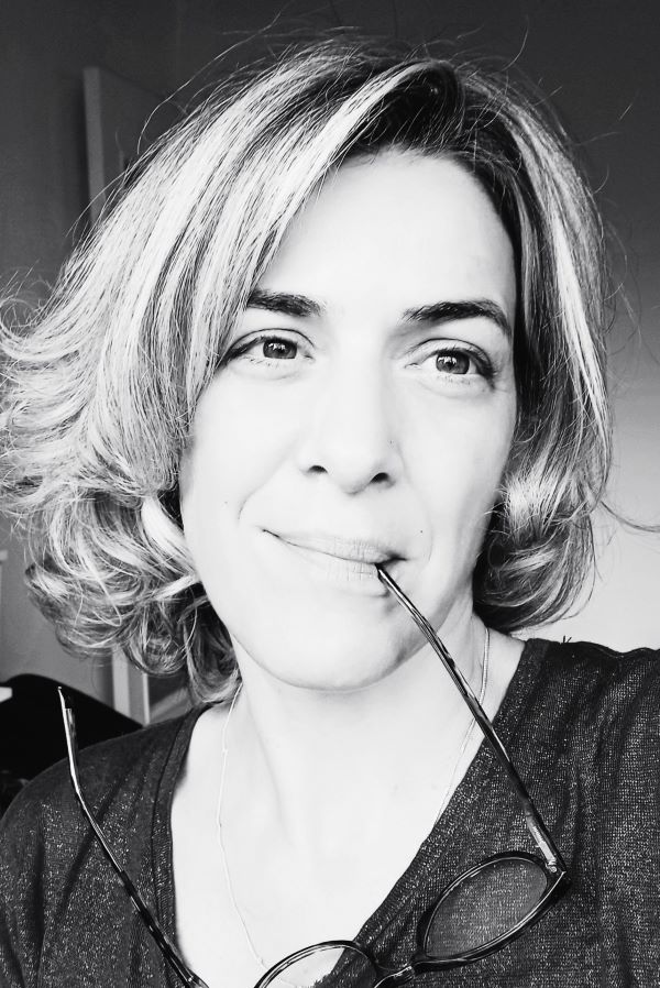 Photo of Éva Bensard