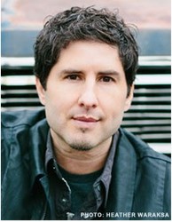 Photo of Matt de la Peña